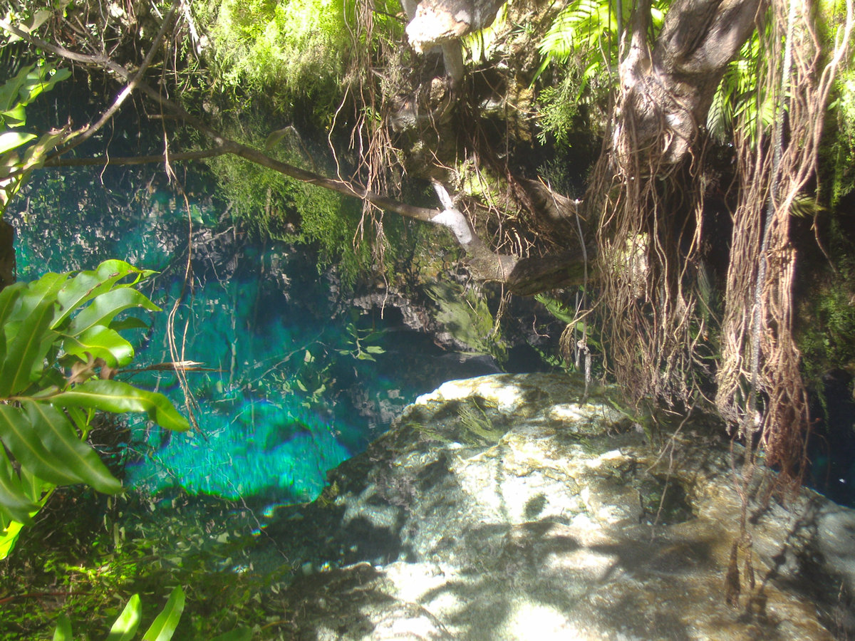 Blue hole - Abico